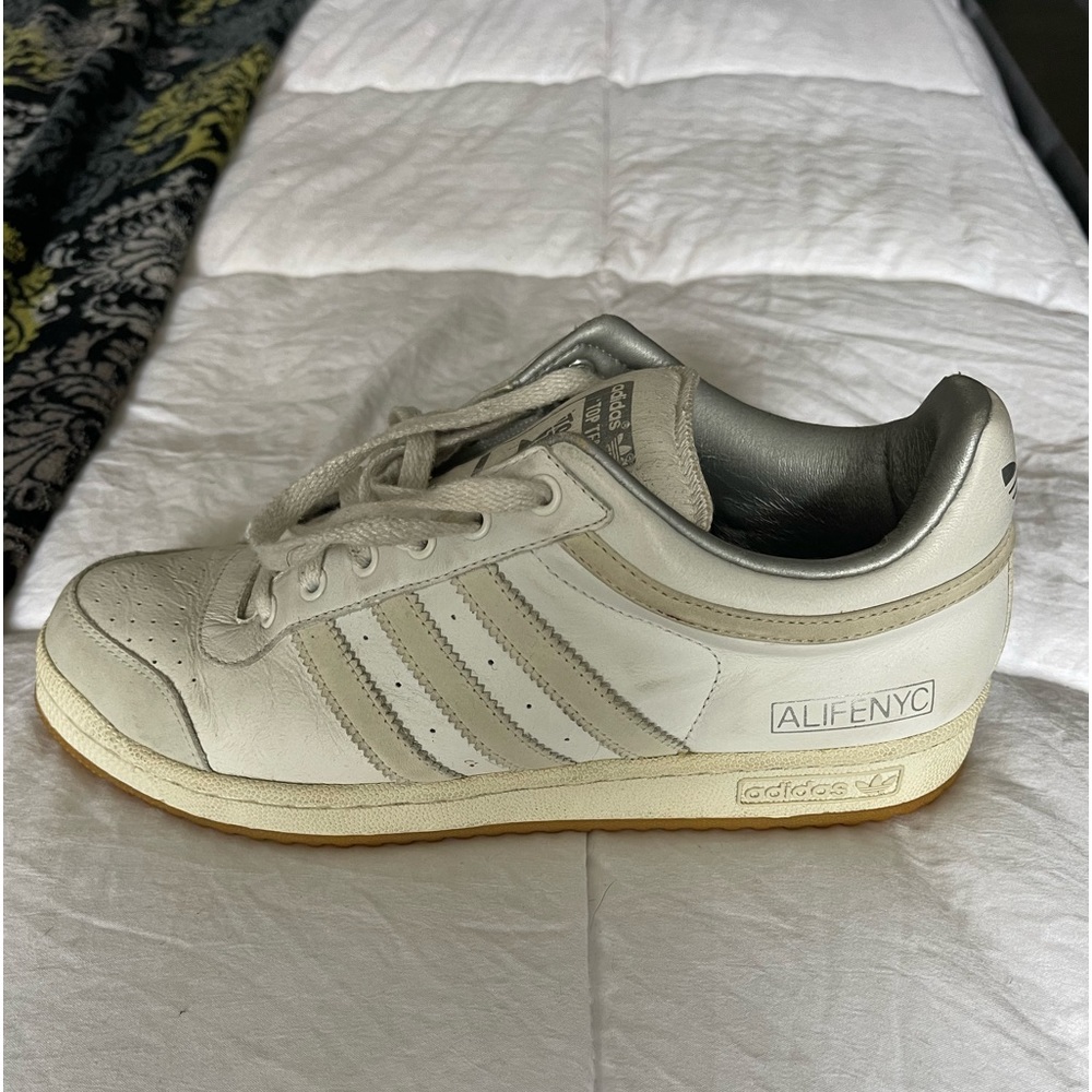 Adidas top ten US men’s size 8. Rare Alife Rivington addition. One of a kind